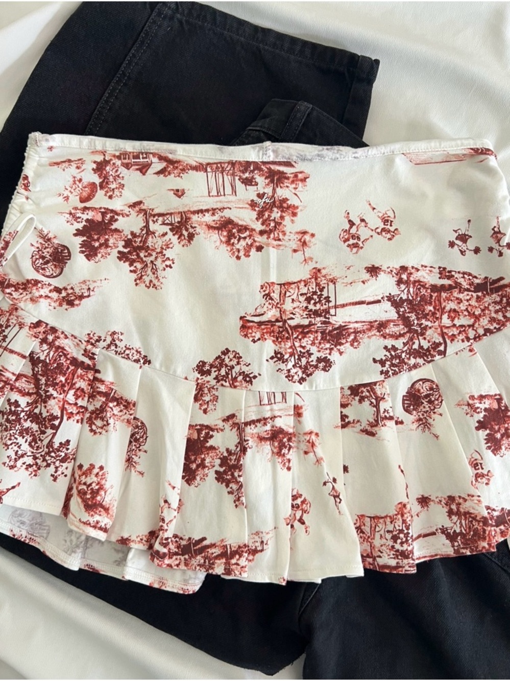 NWOT Urban Outfitters Bec Pleated Micro Skirt - Picture 5 of 5